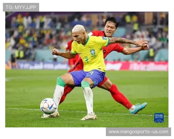 《篮球世界杯精彩回顾：各国队伍激烈角逐，谁将问鼎冠军宝座？》