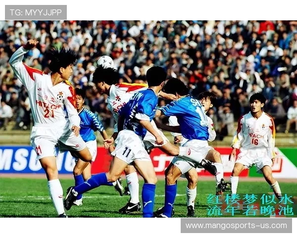 回顾2023年足球赛季:激情碰撞与历史瞬间的完美交织